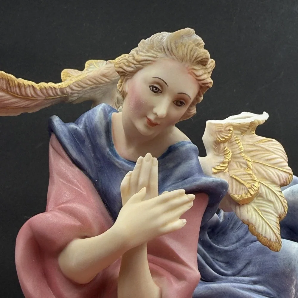 Vintage The Vatican Nativity Collection Porcelain Angel Figurine Medium Gold